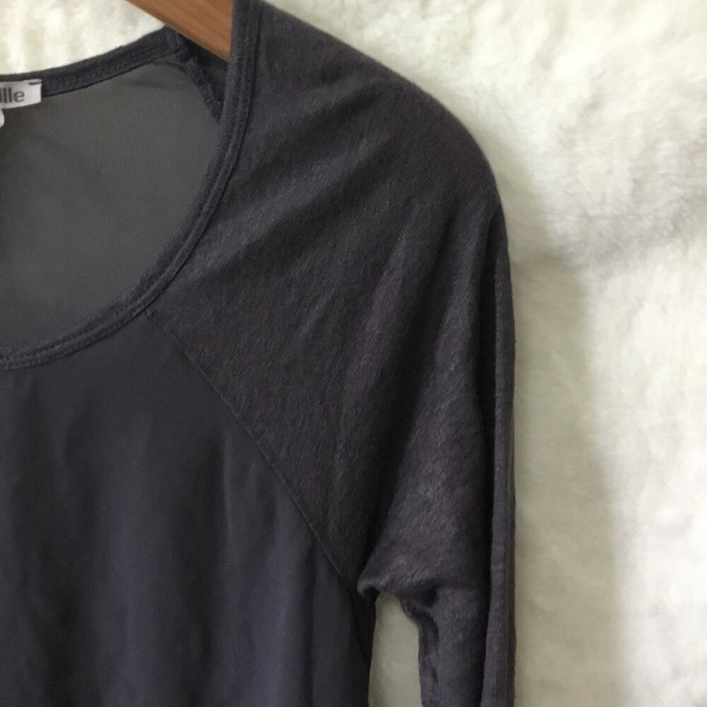 Marseille Gray Sheer Asymmetrical Hem Tunic - Picture 5 of 16